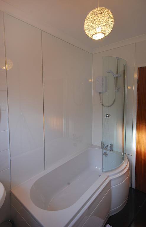 Clover Holidays - Cliff View Perth Chambre photo